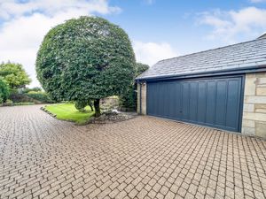 GARAGE- click for photo gallery